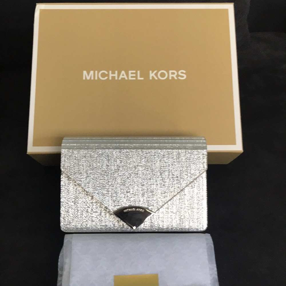 Michael Kors clutch/crossbody by adding chain